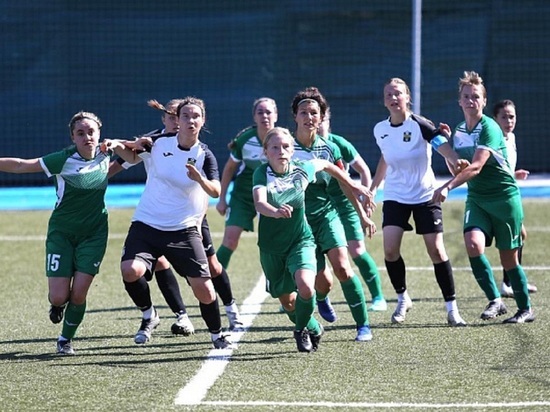 Женская футбольная команда “Кузбасс-СШОР” выступит на Всероссийских соревнованиях