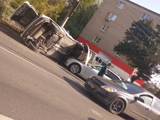 На улице Весенней в Рязани произошла серьёзная авария