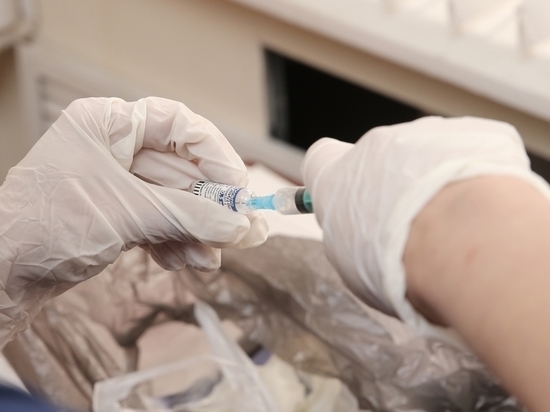 От коронавируса в Краснодаре вакцинировались более 400 тысяч человек