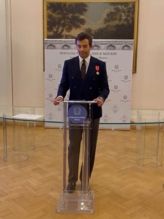 Иван Ургант удостоен государственной награды Италии