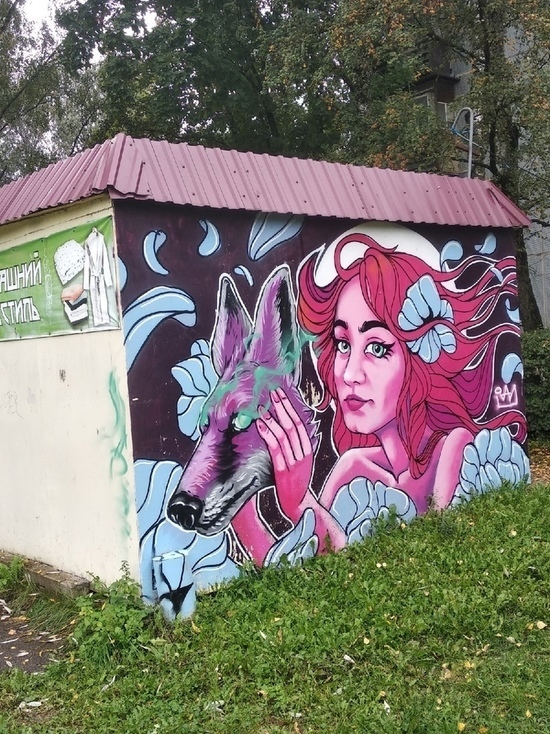 Новое граффити в жанре фэнтези появилось на Запсковье