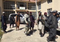 Захватившее власть в Афганистане движение «Талибан» (признано террористическим и запрещено в РФ) подсчитывает оружие и военную технику, доставшиеся в качестве трофея