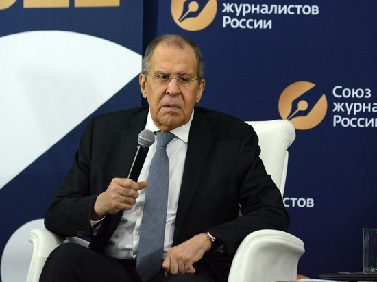 Сергей Лавров на форуме журналистики в Сочи: «Национальное достоинство должно сопровождаться достатком в доме»