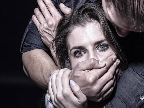 С началом пандемии статистика домашнего насилия в стране поползла вверх