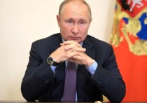 Коронавирус, о котором практически перестали вспоминать перед выборами, внезапно ворвался в политическую повестку: Владимир Путин ушел на самоизоляцию из-за контакта с заболевшими
