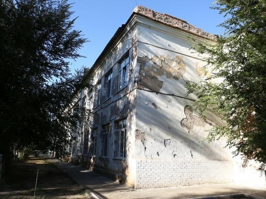 В Астрахани школа № 66 нуждается в ремонте