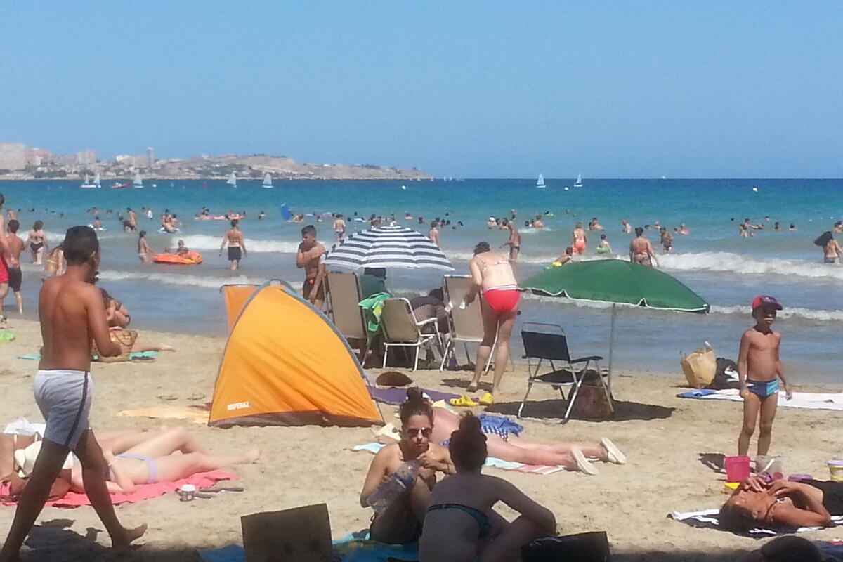 Правительство каталонии. Главная достопримечательность мадрида. Школы в испании. Парламент каталонии. Испания коррида и фламенко.