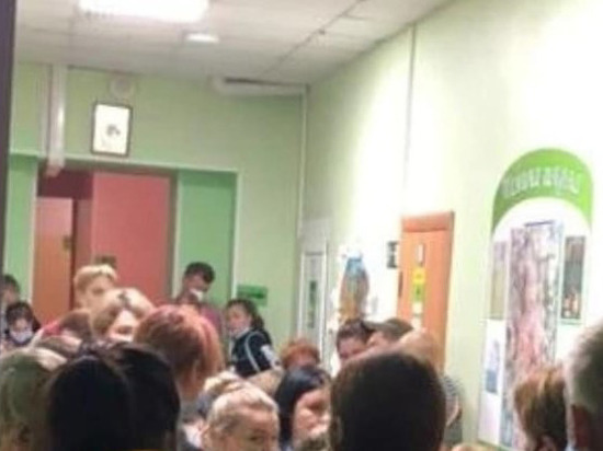 Минздрав прокомментировал очереди в детской поликлинике №2 в Рязани