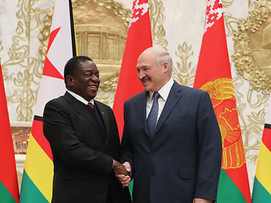 Президент Белоруссии тепло поздравил коллегу с днем рождения