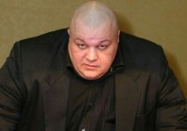 Скандально известный шоумен Стас Барецкий заявил о том, что подумывает подать в суд на певицу Марину Абросимову (МакSим) после того, как его жестоко избили неизвестные в Санкт-Петербурге