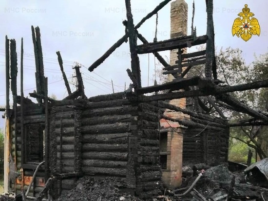 На пожаре дачи в Обнинске погиб мужчина