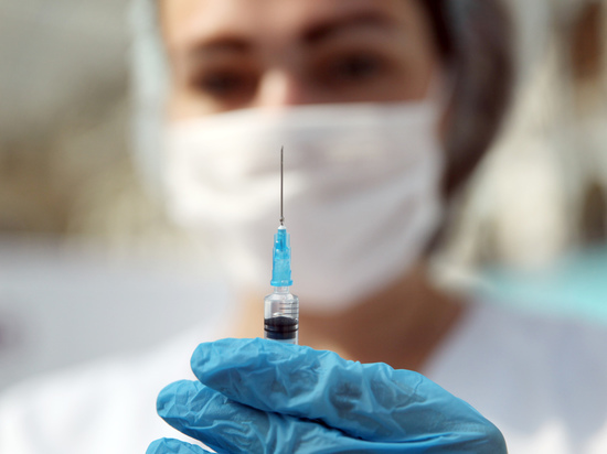 Американские правые пошли в наступление на «тирана» Байдена из-за прививок против коронавируса