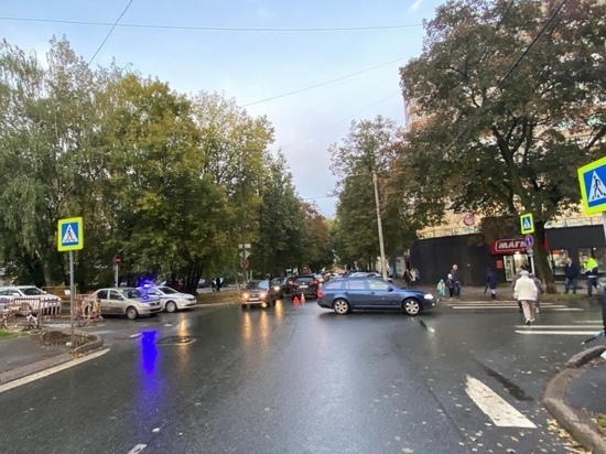 В центре Кирова водитель «Мазды СХ-5» сбил пешехода
