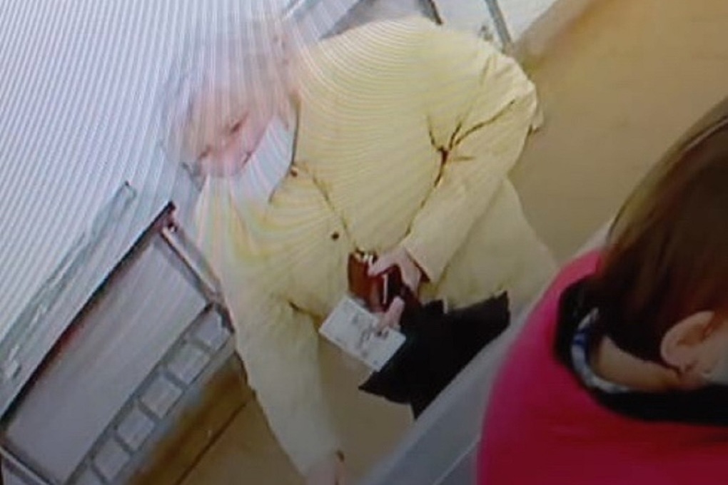 В Костроме разыскивают пенсионерку, которая «увела» чужой кошелек
