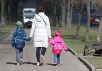 Новый анализ, проведенный учеными, показывает, что симптомы длительного коронавируса у детей и подростков обычно длятся от четырех до двенадцати недель