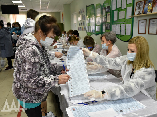 Жители ДНР голосуют в Ростовской области