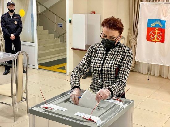 Татьяна Кусайко в числе первых пришла на выборы и рассказала, почему не выбрала ДЭГ