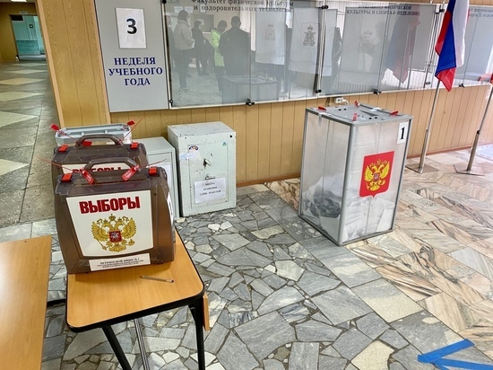 Жители Смоленской области голосуют по месту пребывания при помощи технологии «Мобильный избиратель»
