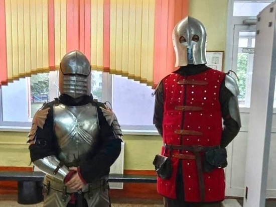 В Рязани на выборы пришли голосовать рыцари