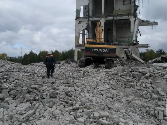 В Казани при разборе кирпичной стены погиб рабочий