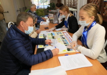 Глава Барнаула Вячеслав Франк принял участие в выборах в последний день голосования 19 сентября