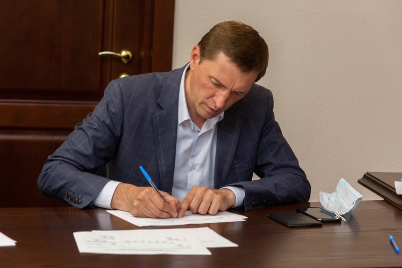 Появились первые возможные преемники на округ экс-депутата Заксобрания Олега Иванинского