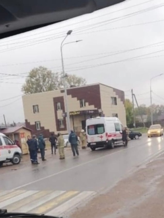 В Тверской области ВАЗ сбил двоих детей на пешеходном переходе