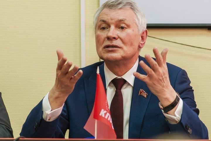 Для «красного» кандидата из Костромской области поствыборный понедельник вновь стал «чёрным»