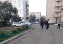 В группе «Регион-75» утром 21 сентября появилось сообщение о дебоше толпы пьяных подростков на улице Крымской в Чите