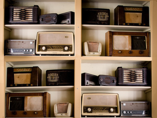 В Смоленске вор и продавец подрались за радиоприемник