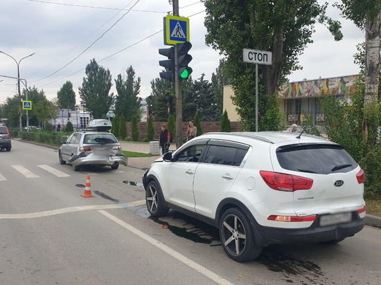 В ДТП с двумя иномарками под Волгоградом пострадала 76-летняя пенсионерка