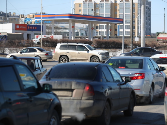 В центре Астрахани 25 сентября ограничат автомобильное движение