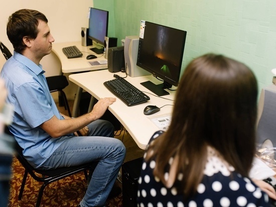 В Старом Осколе открыли компьютерный класс для инвалидов по зрению