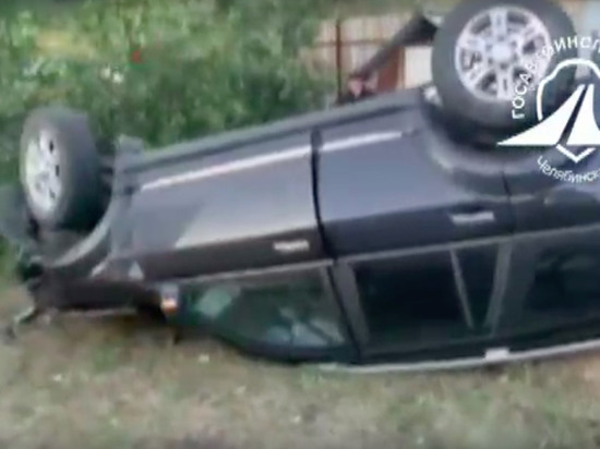 Под Челябинском опрокинулся автомобиль, водитель погиб
