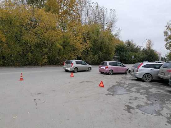 Женщина с младенцем пострадали в ДТП с Honda Sream в Новосибирске
