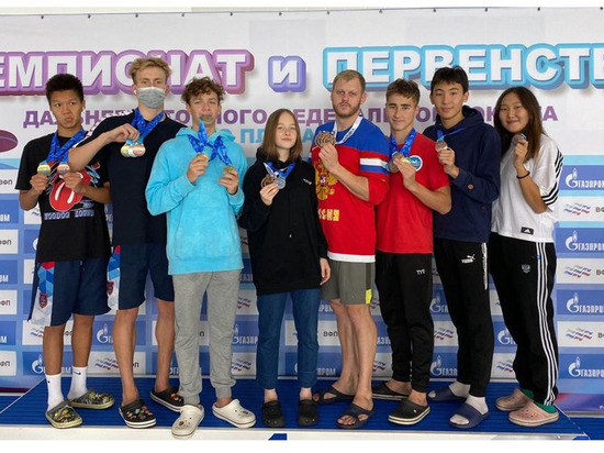 На чемпионате и первенстве Дальнего Востока по плаванию якутяне завоевали 18 медалей