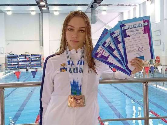 Юная пловчиха из Увата получила звание мастера спорта