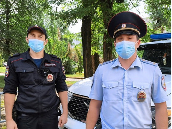 Вооруженный мужчина напугал жителей ВИЗа в Екатеринбурге