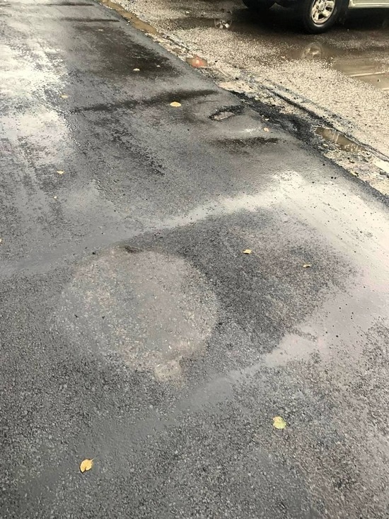 Глава Колымы опубликовал фото странного дорожного ремонта