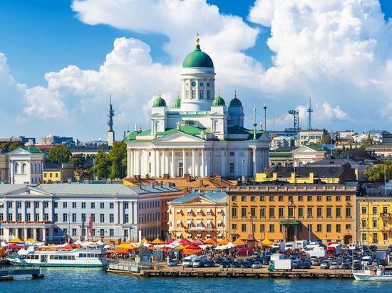 Финляндия не готова впускать привитых «Спутником» без тестов