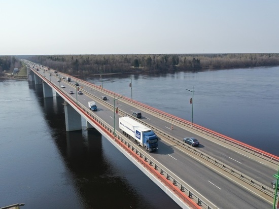 Ремонт моста на трассе "Кола" затягивается