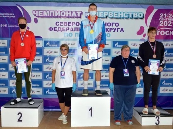 Псковичи завоевали 20 медалей на чемпионате и первенстве СЗФО по плаванию