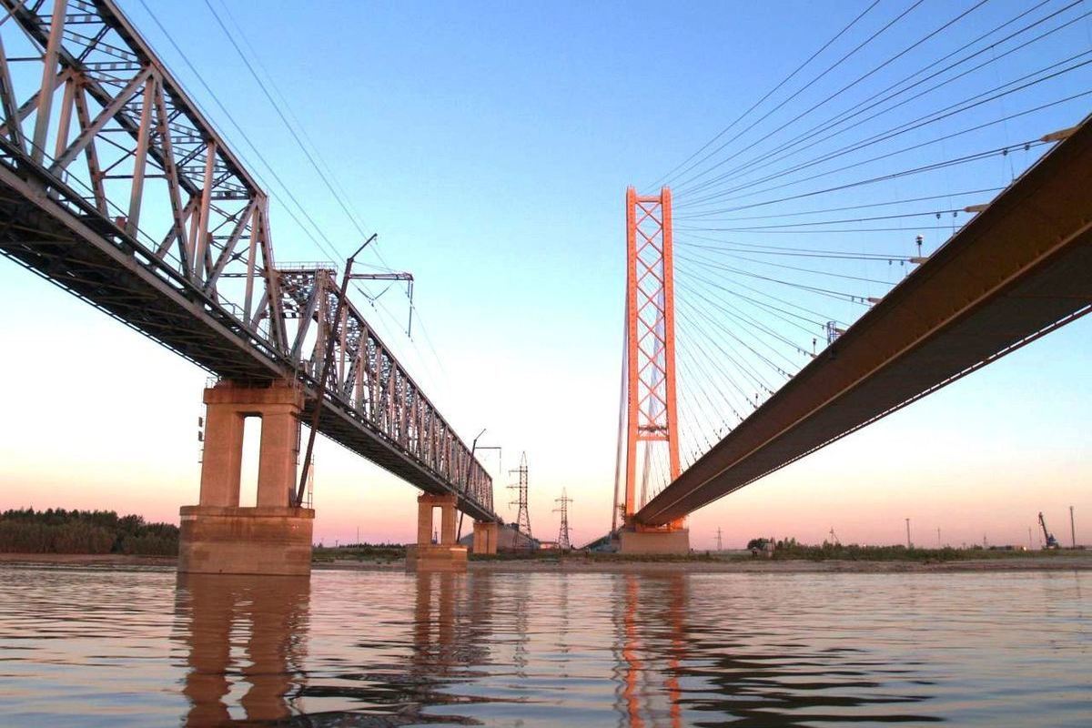 сургутский мост