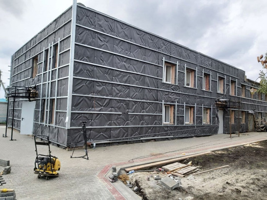 Поликлинику в поселке Разумное Белгородской области отремонтируют до конца 2021 года