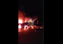 В Забайкалье ночью на трассе между селом Соктуй-Милозан и поселком Степной в Краснокаменском районе сгорел большегрузный автомобиль