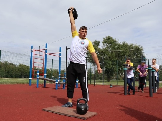 На окружном этапе победители краевых состязаний мерились силами с представителями студотрядов Чечни