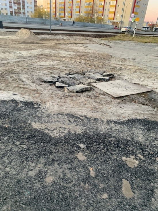 Плохой ремонт на дороге, которой нет, возмутил женщину из Ноябрьска