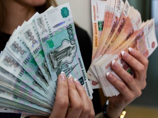 Мошенники похитили 840 тысяч рублей со счетов двух омских пенсионерок