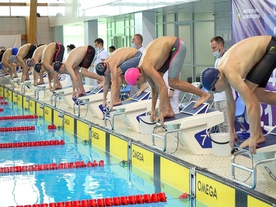 63 медали завоевали нижегородские спортсмены на чемпионате ПФО по плаванию
