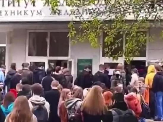  Меры безопасности усилил железнодорожный техникум в Красноярске из-за угрозы бойни
